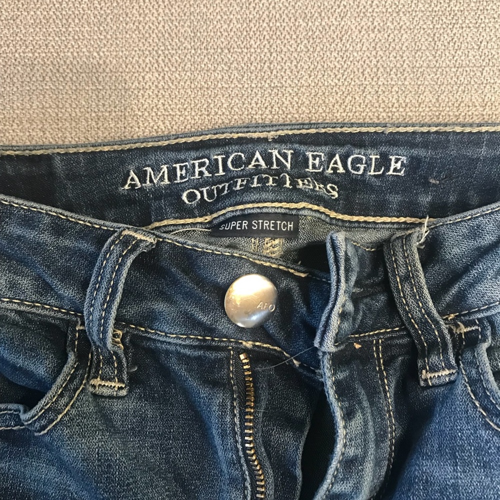 American Eagle Ripped Jeans - Picture 2 of 2